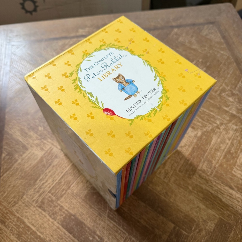 Beatrix Potter Box Set - Picture 3 of 5